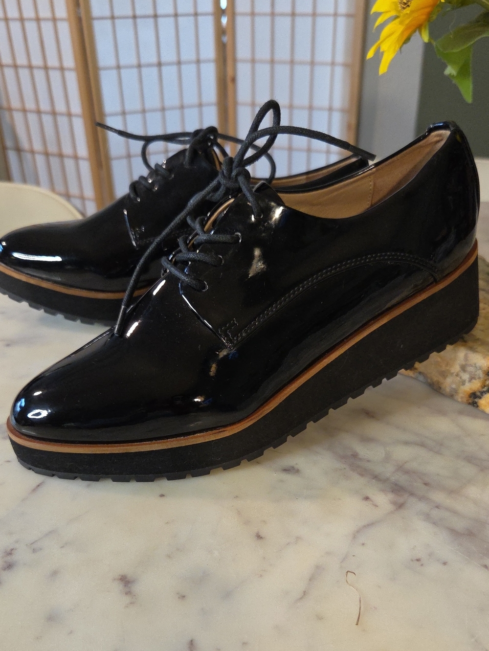 NEW ALDO Black Patent Platform Oxford Lace-Ups Shoes Sz 8